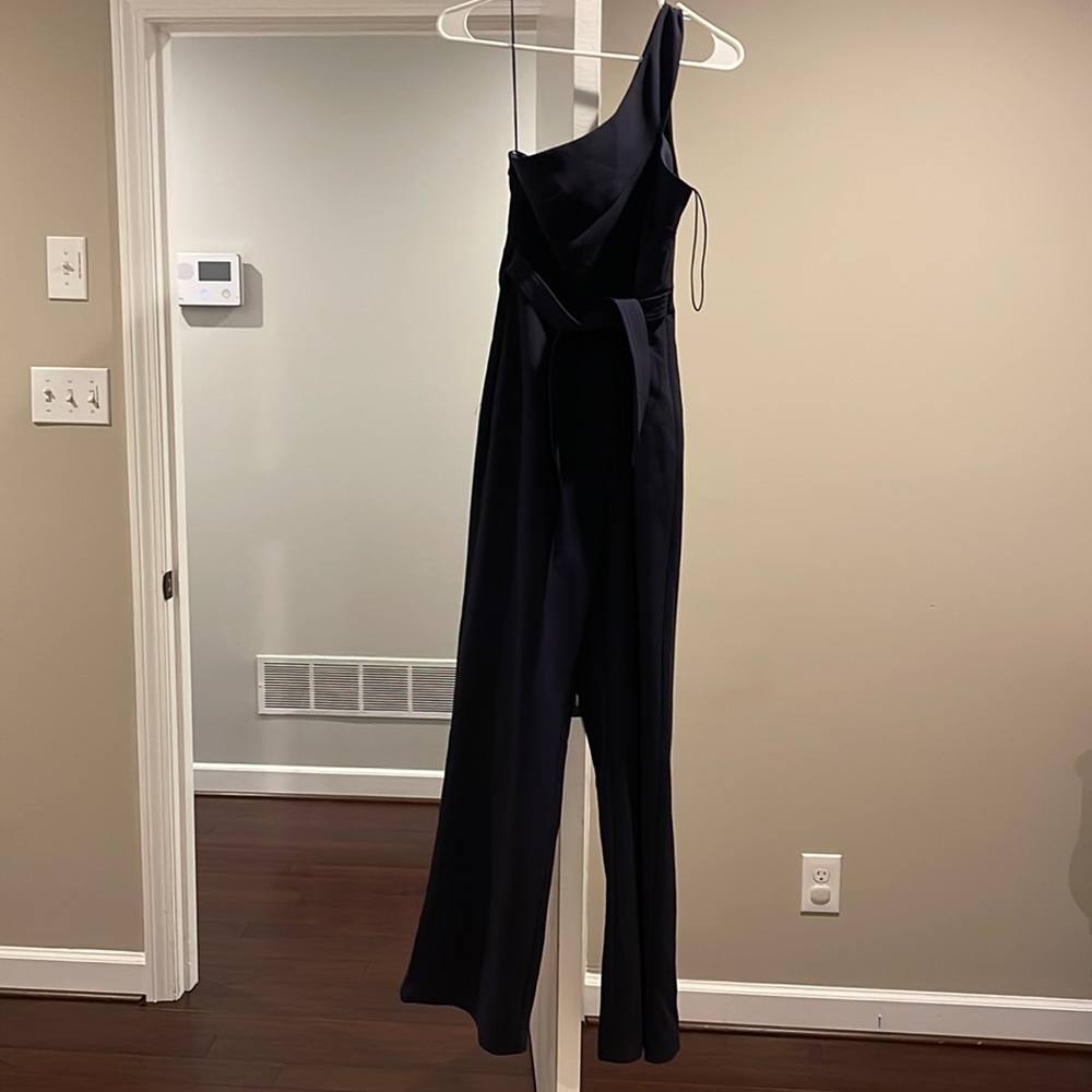 One Shoulder Jumper